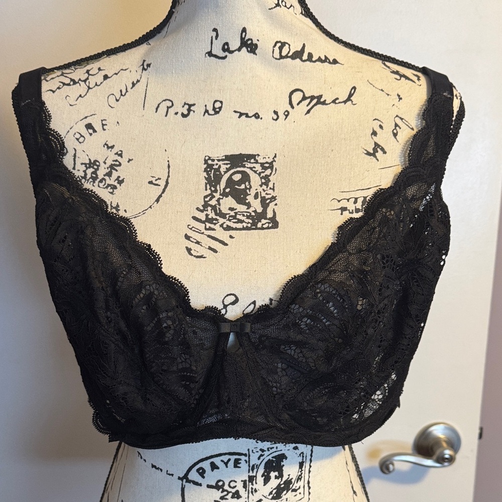 Paramour Black Lace underwire Bra 44G
